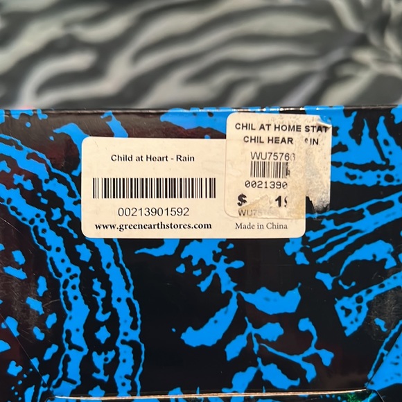 Child at Heart statue- RARE! - Picture 8 of 8